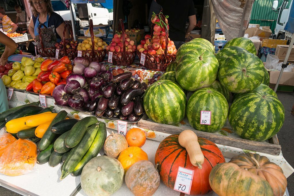 Las Palmitas Mini Market